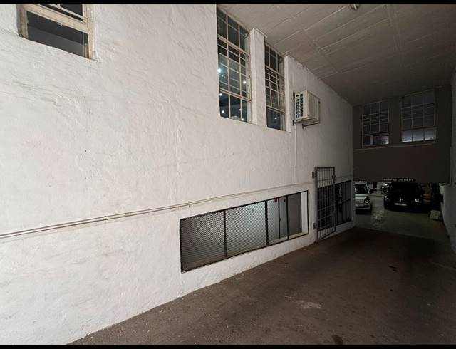1,200M² BUSINESS FOR SALE IN GREYVILLE